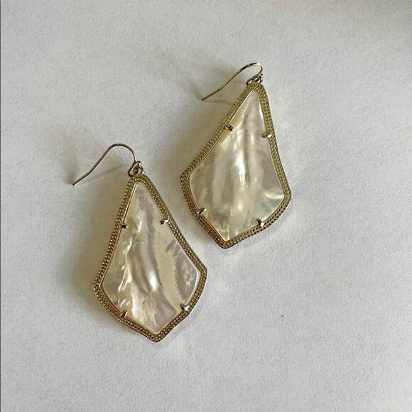 Kendra Scott Alexandra Large Mother of Pearl Drop Earrings in Gold Tone - Picture 6 of 11